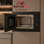 ⁦اي ار AR - ميكرويف بلت ان 25 لتر أسود مع باب زجاج أسود - 60*38 سم  - القدرة الكهربائية المدخلة: 1320 واط قدرة الميكرويف الخارجة: 850 واط قدرة الشواية: 1200 واط - Q25UGS86-AR8B⁩ - الصورة ⁦3⁩